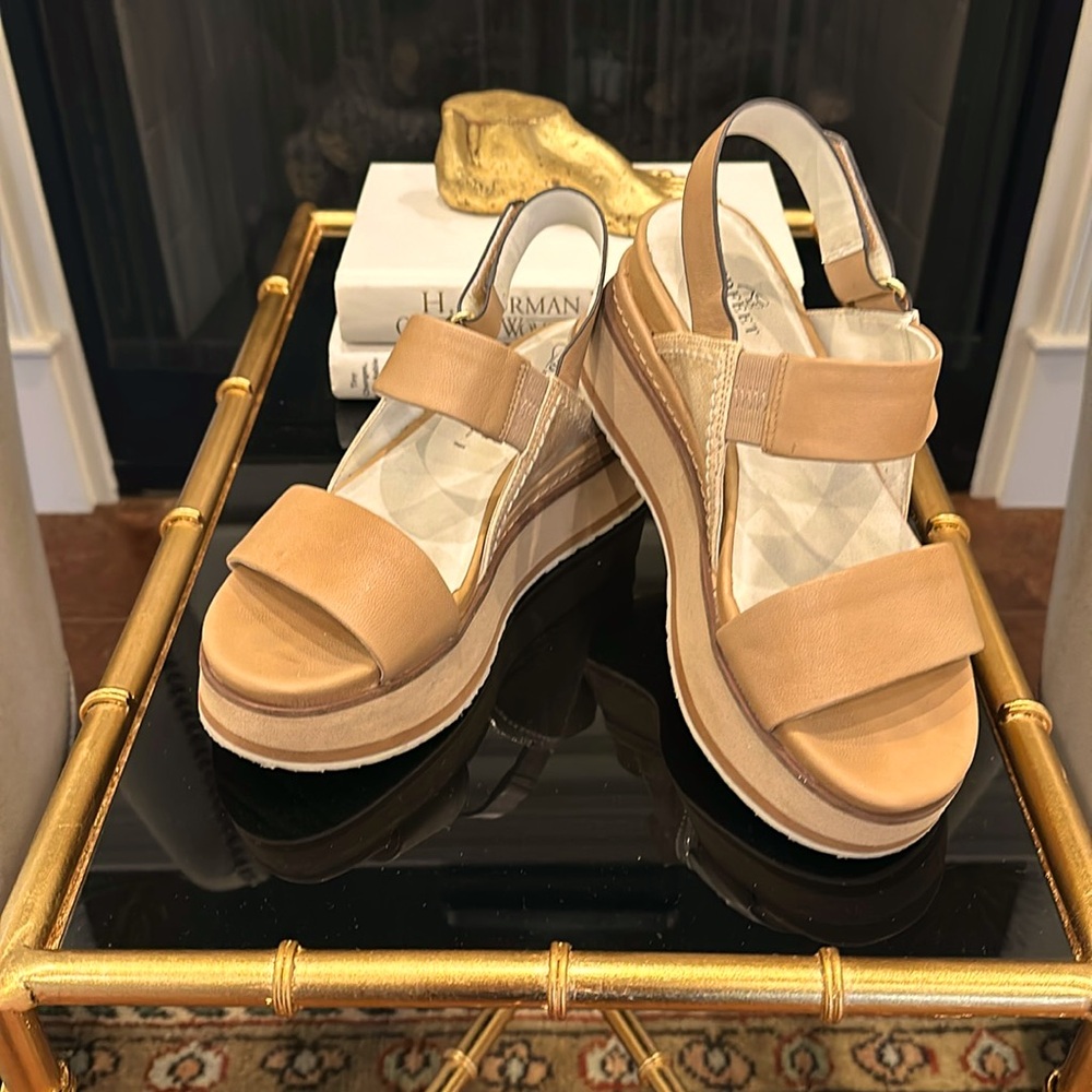 Naked Feet Wedges